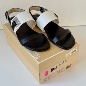Michael Kors "Guiliana" Black & White Leather Sandals - Size 8.5 M - Mint Cond